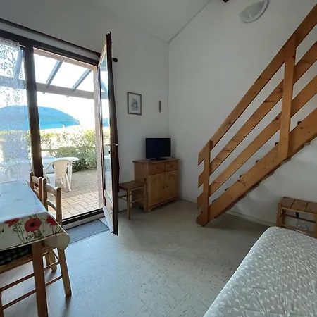 Villa T2 Mezzanine 4p Avec Parking En Bord D'etang A 2,5 Km De La - Fr-1-799-30