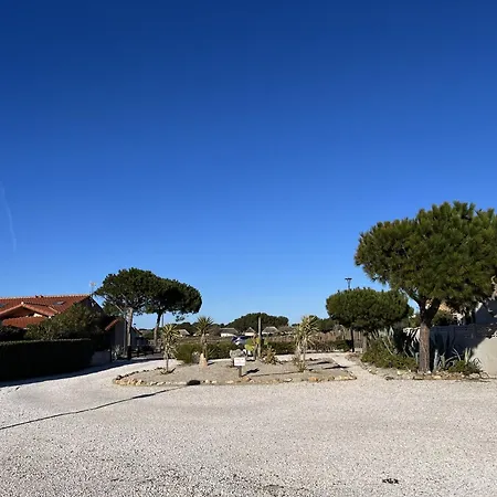 Villa T2 Mezzanine 4p Avec Parking En Bord D'etang A 2,5 Km De La - Fr-1-799-30 *